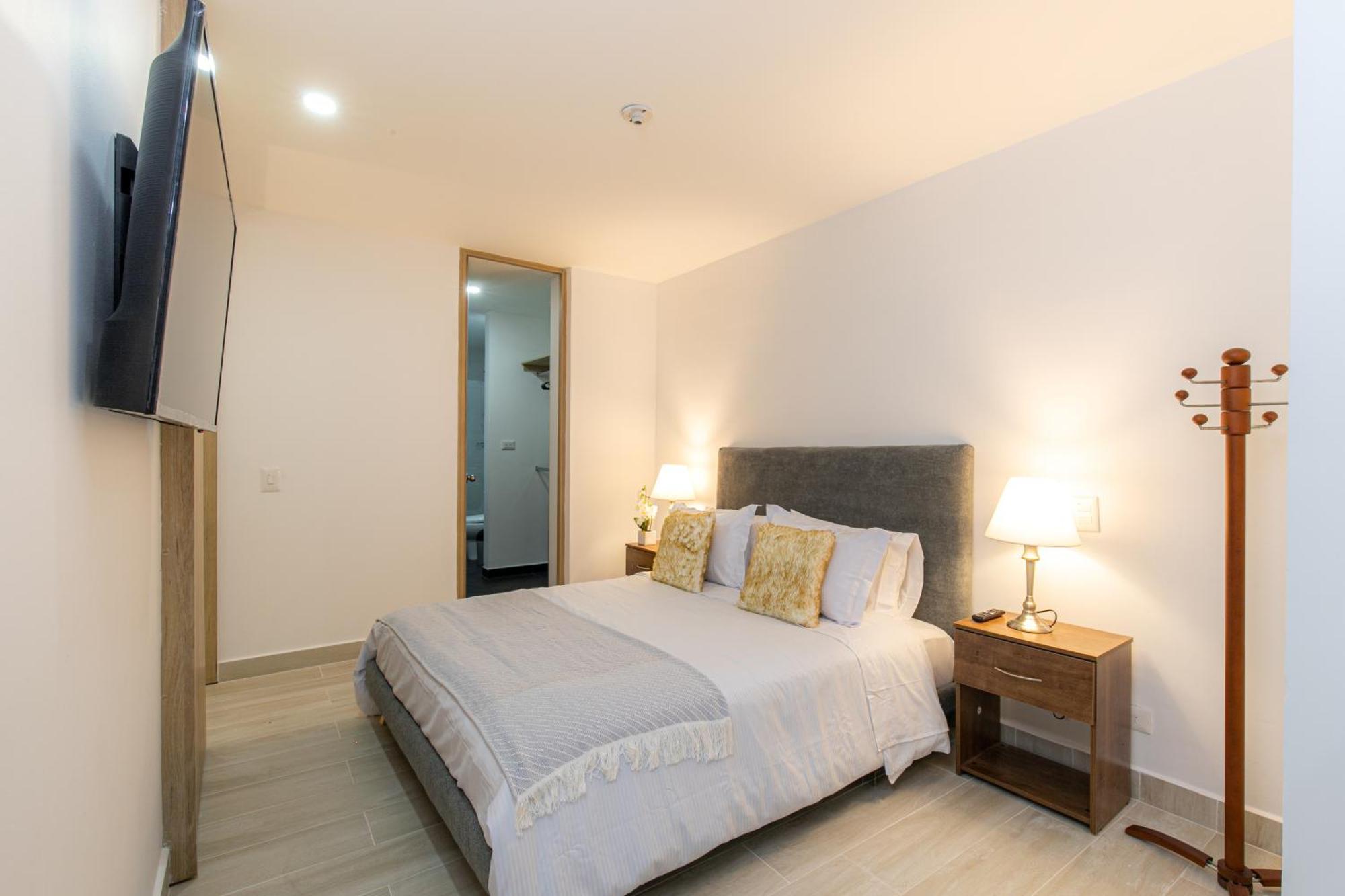 Apartamentos Borbon Suites Медельїн Екстер'єр фото