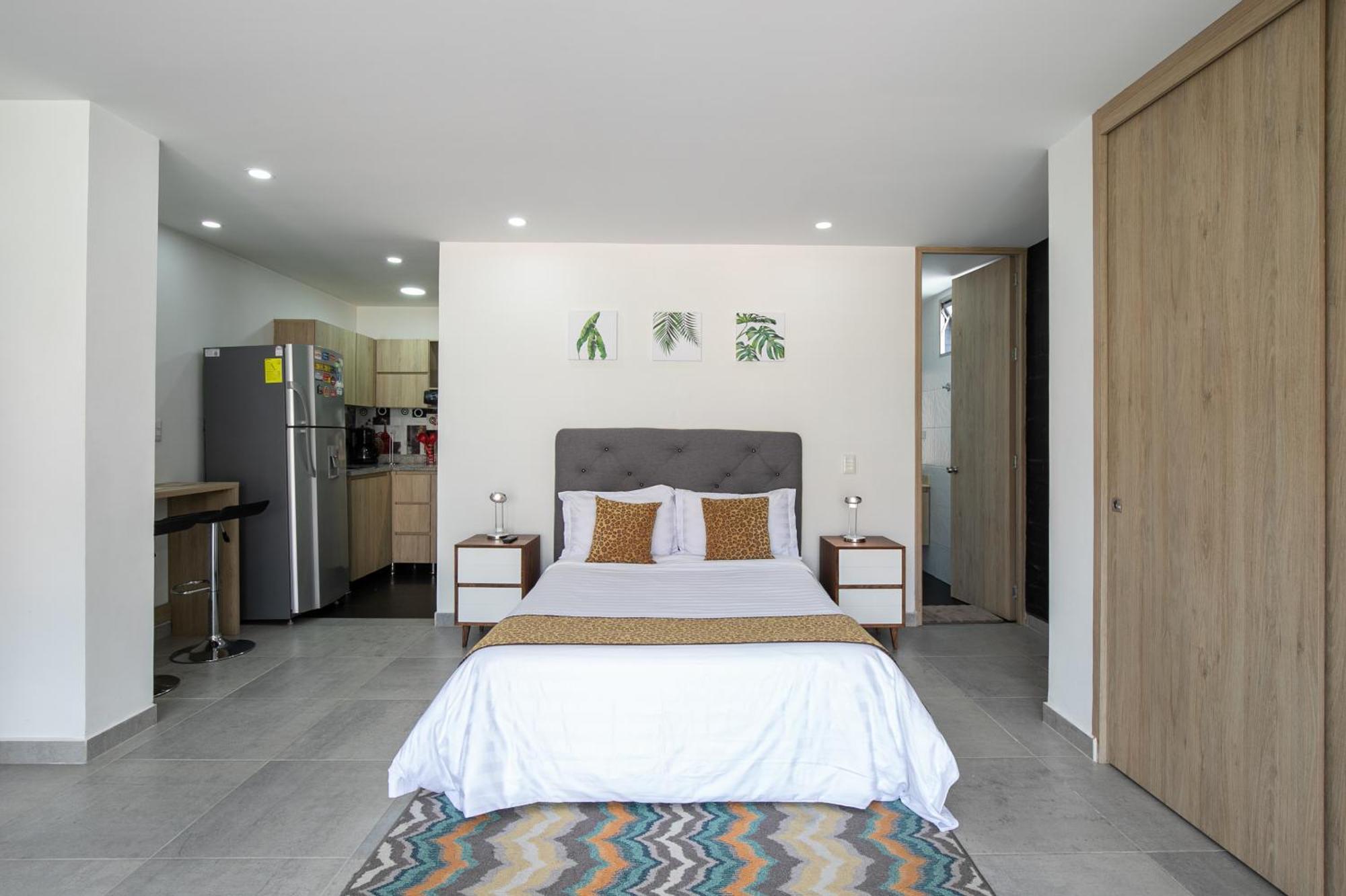 Apartamentos Borbon Suites Медельїн Екстер'єр фото