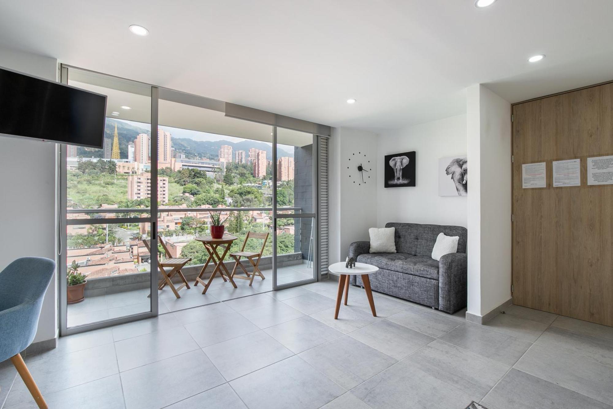 Apartamentos Borbon Suites Медельїн Екстер'єр фото