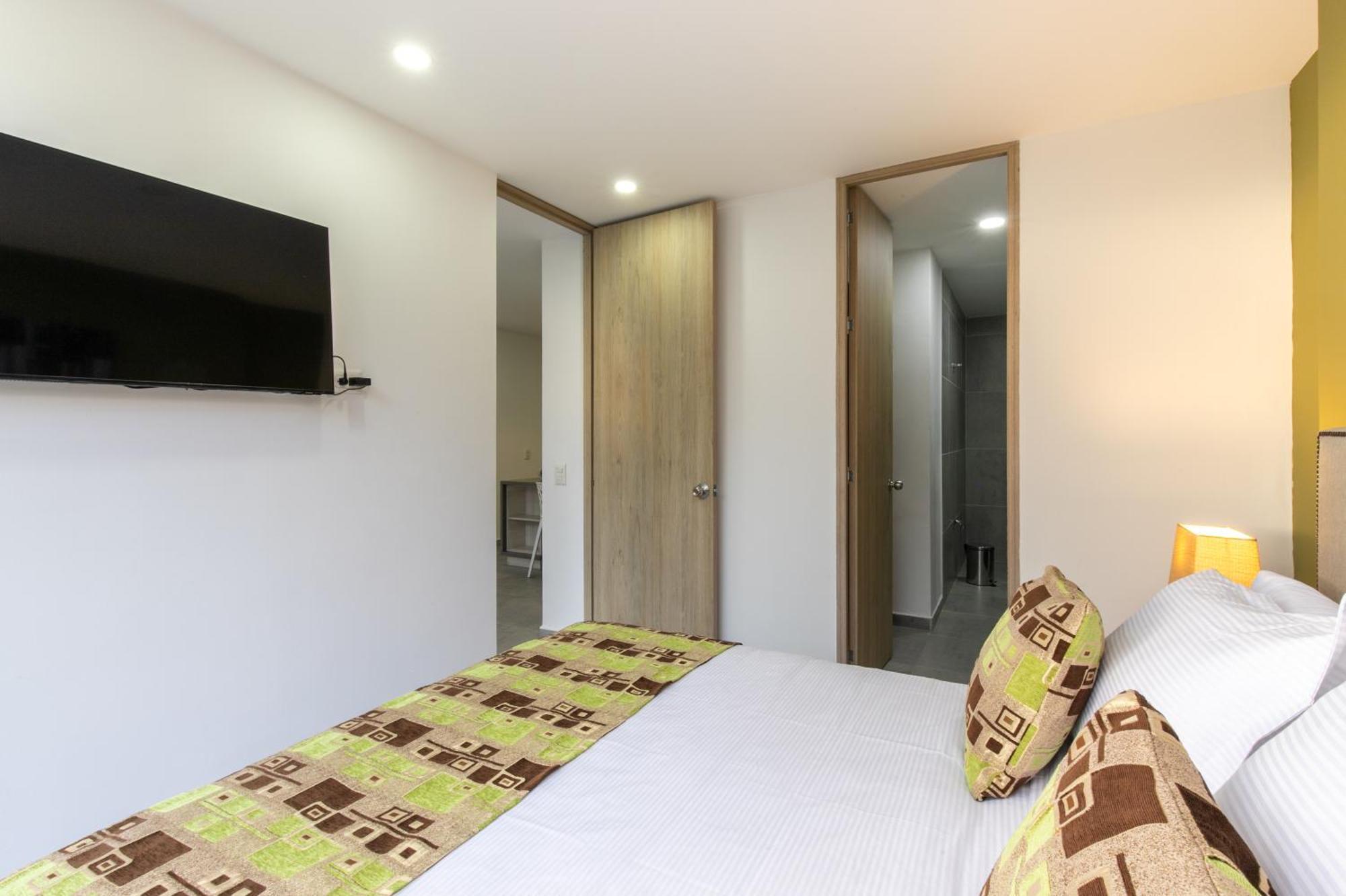 Apartamentos Borbon Suites Медельїн Екстер'єр фото