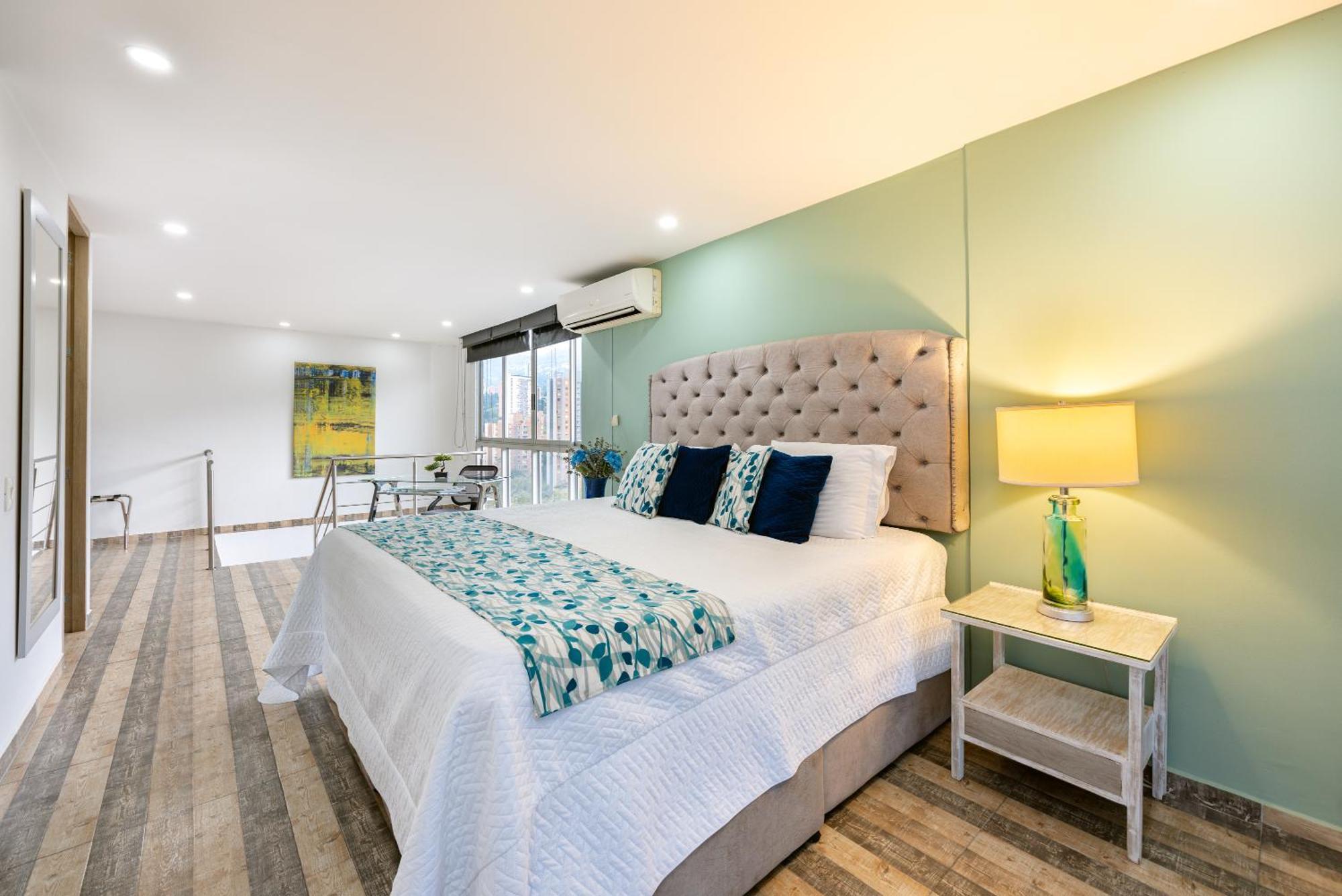 Apartamentos Borbon Suites Медельїн Екстер'єр фото